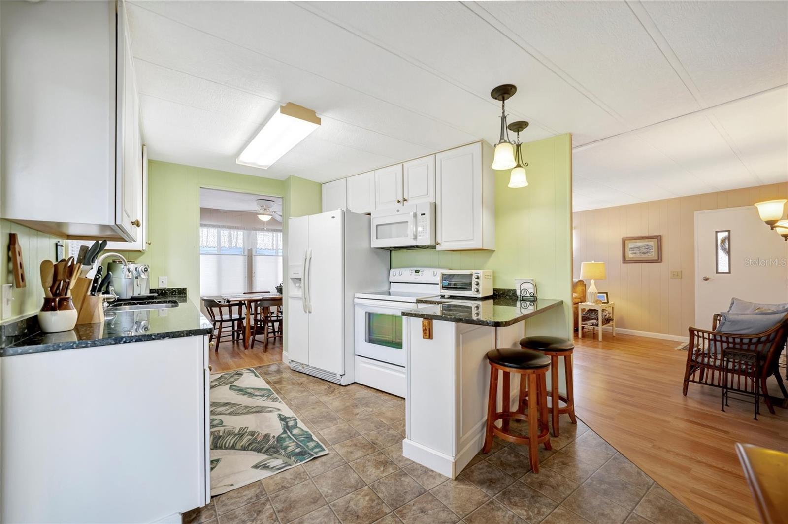 2107 PALMA SOLA BLVD #82