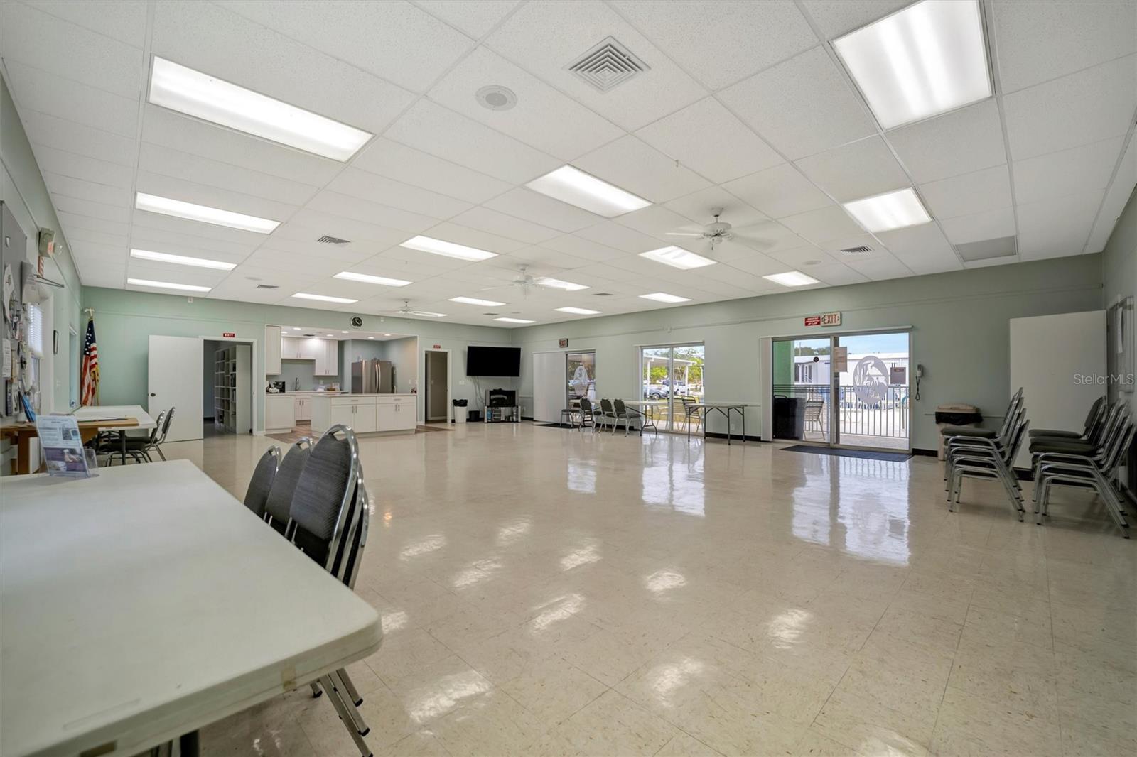 2107 PALMA SOLA BLVD #82