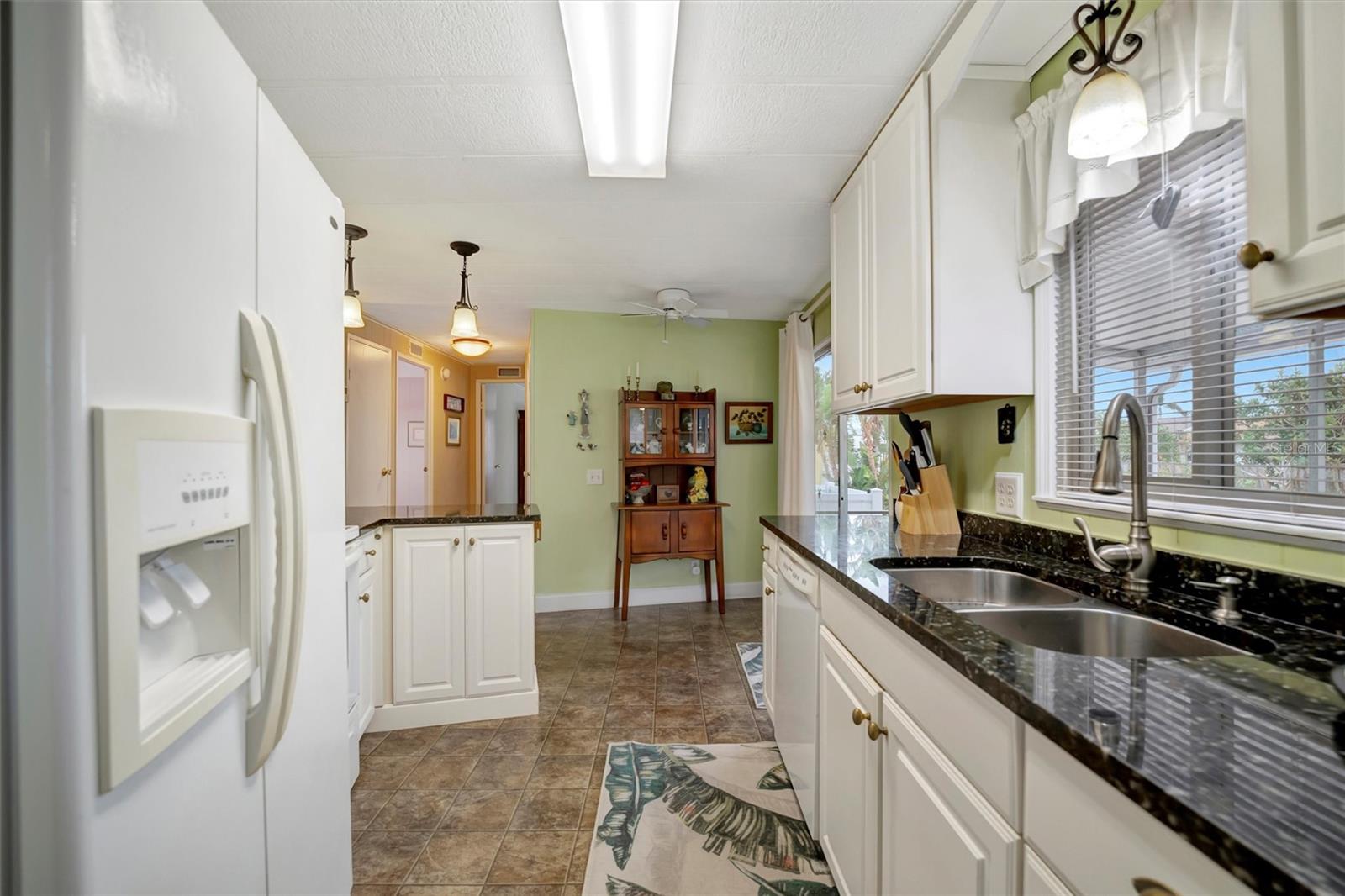 2107 PALMA SOLA BLVD #82