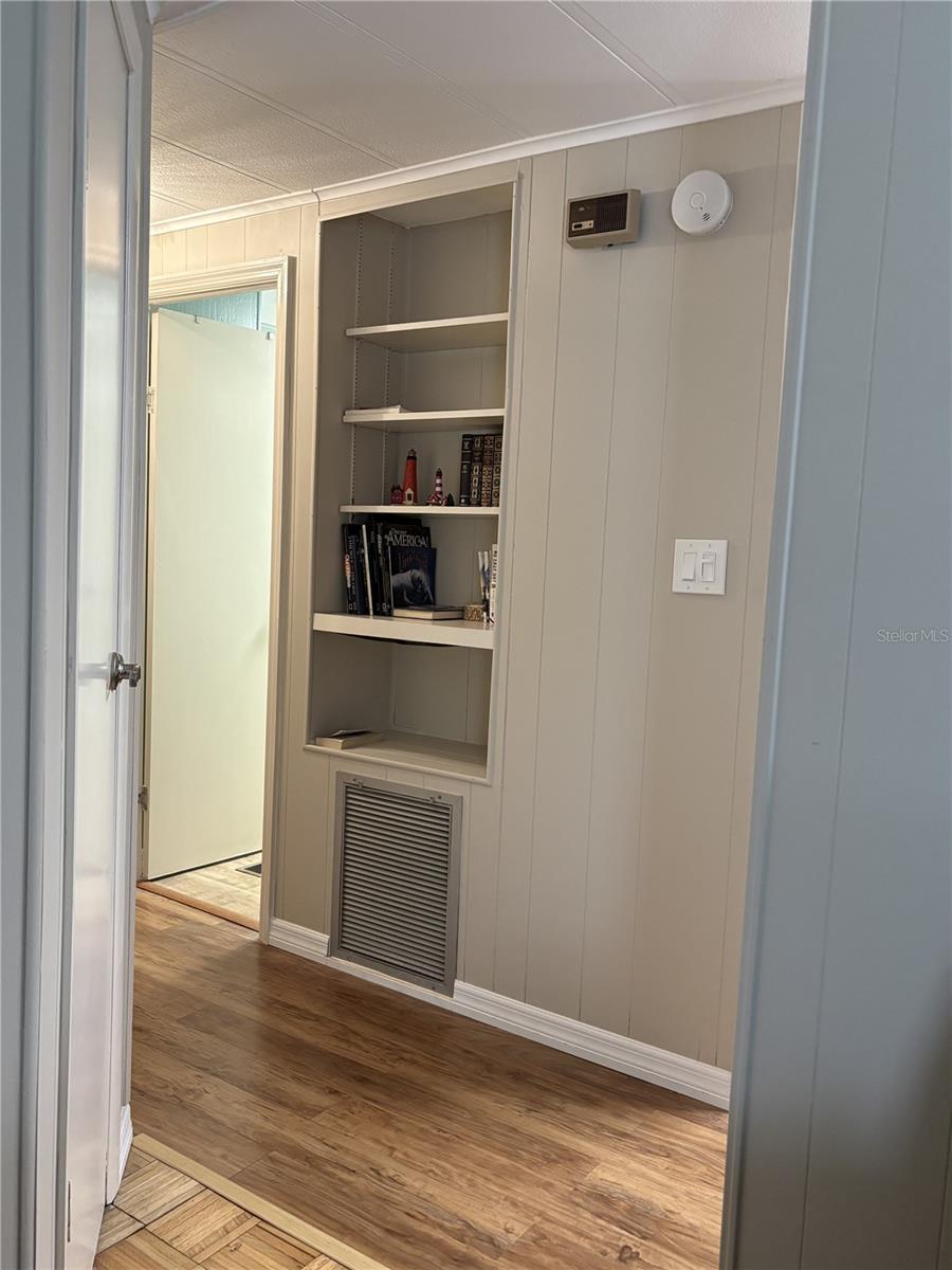 2107 PALMA SOLA BLVD #28