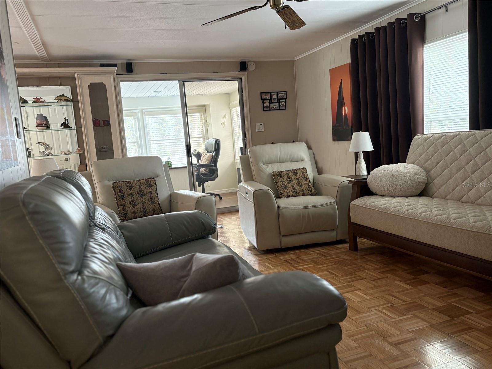 2107 PALMA SOLA BLVD #28