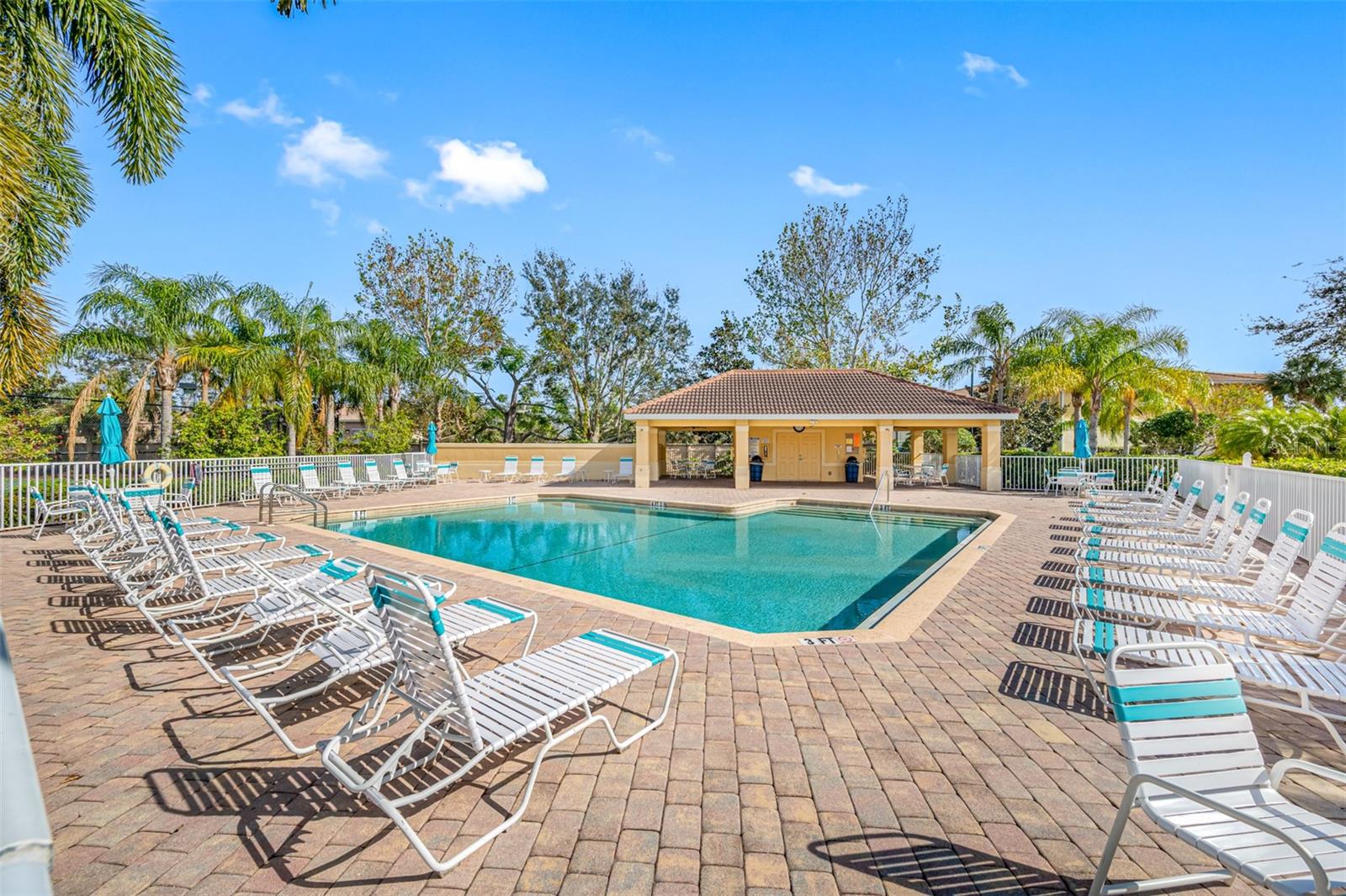 3810 82ND AVENUE CIR E #102