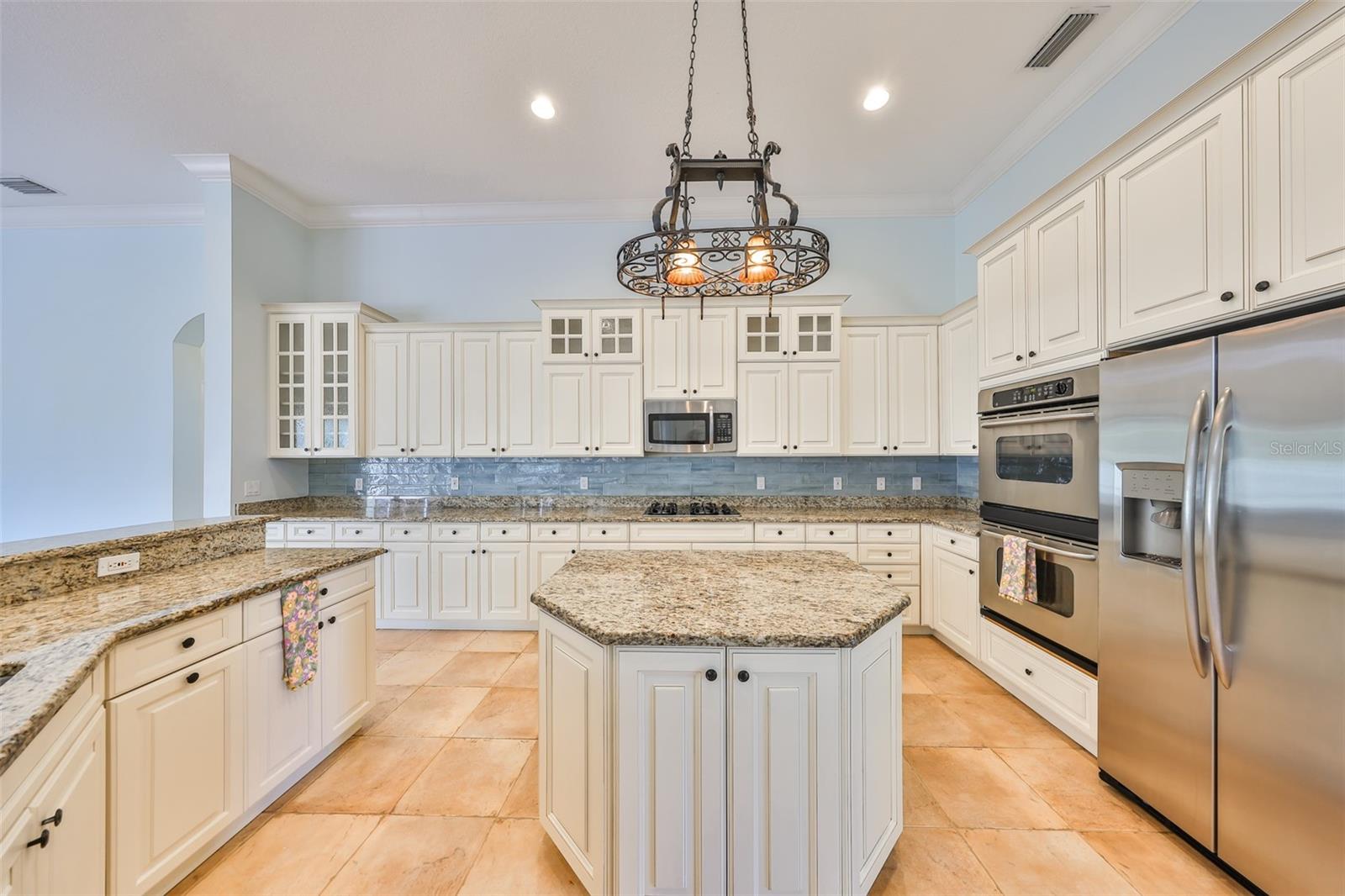 8826 17TH AVENUE CIR NW