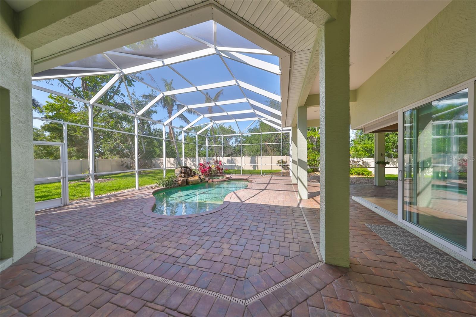 8826 17TH AVENUE CIR NW