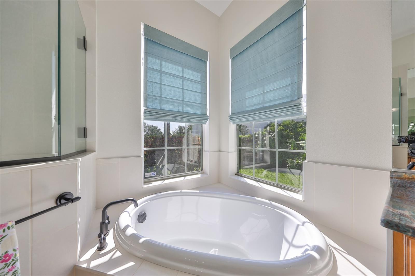 8826 17TH AVENUE CIR NW