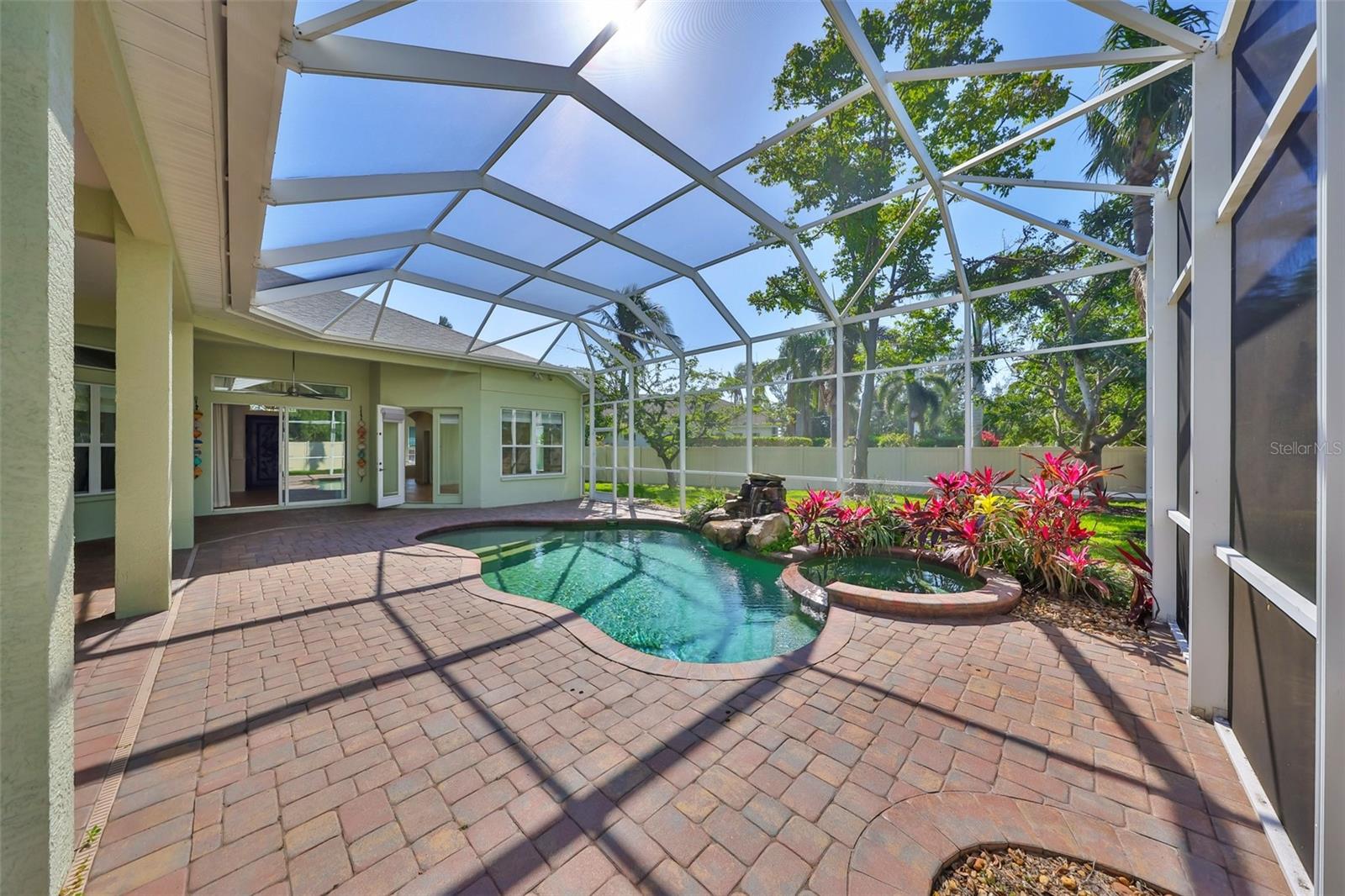 8826 17TH AVENUE CIR NW