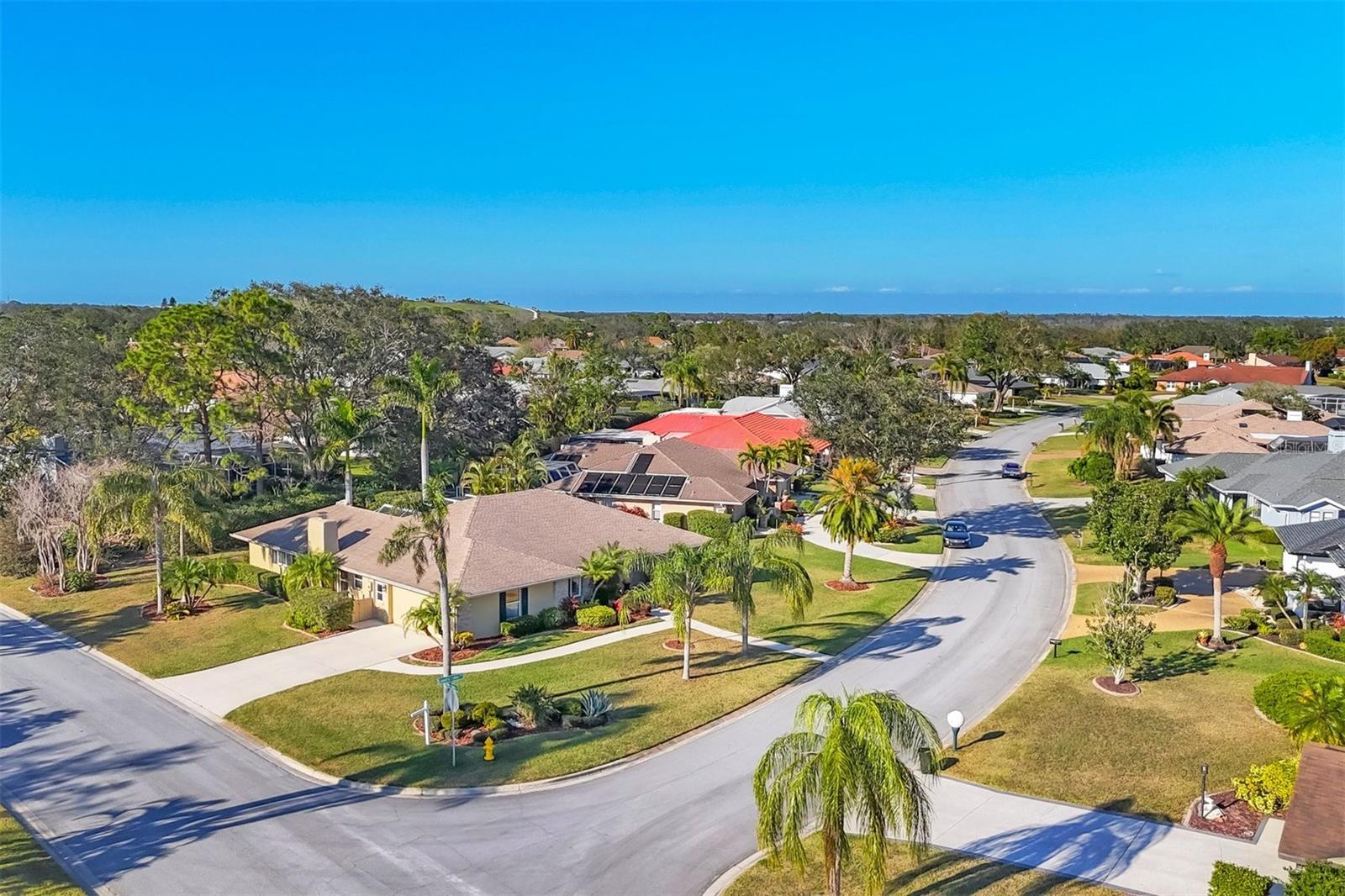 5507 COUNTRY LAKES TRL