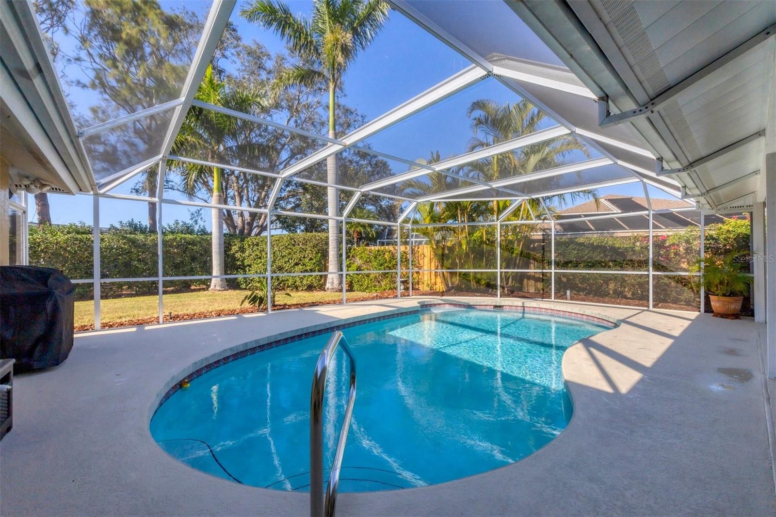 5507 COUNTRY LAKES TRL