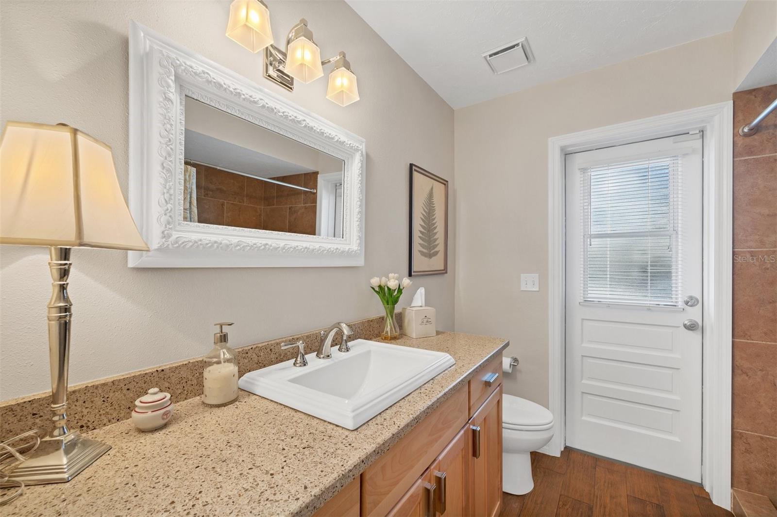 5507 COUNTRY LAKES TRL