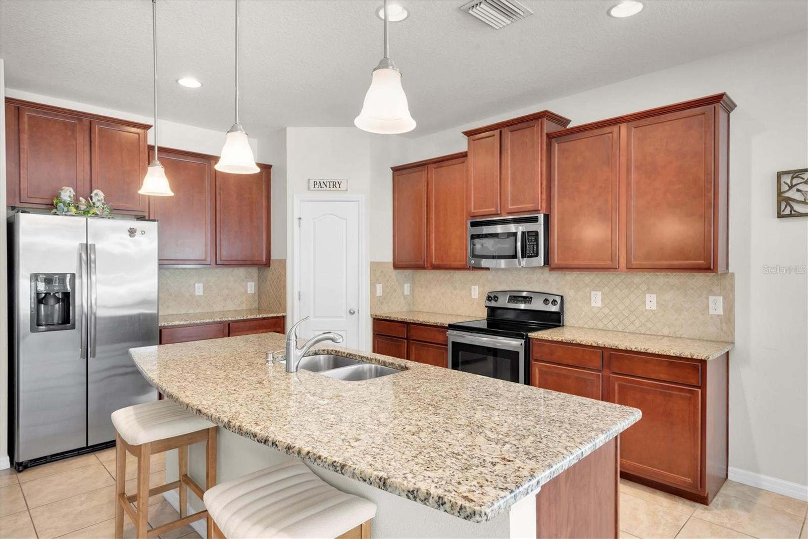 5718 BROAD RIVER RUN