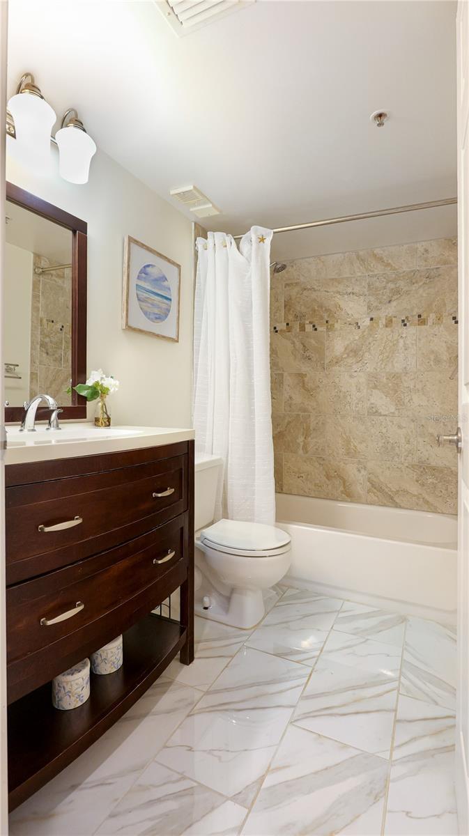 2320 TERRA CEIA BAY BLVD #805