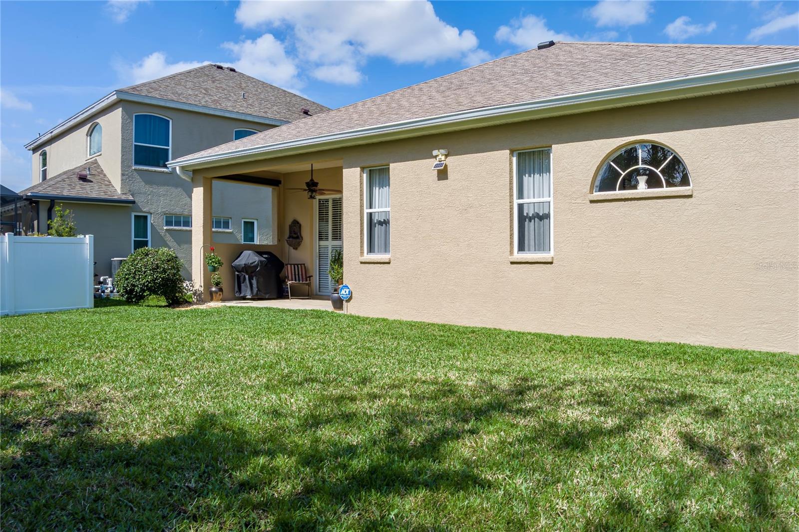 5911 LAUREL CREEK TRL