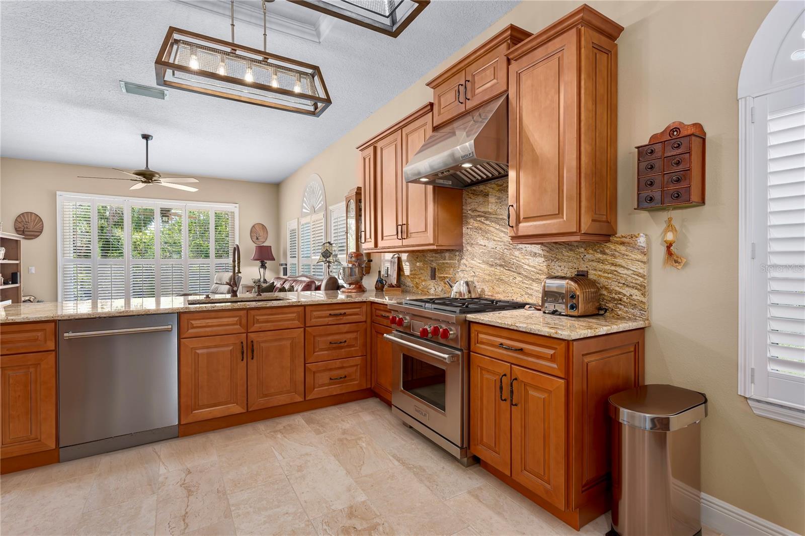 5911 LAUREL CREEK TRL