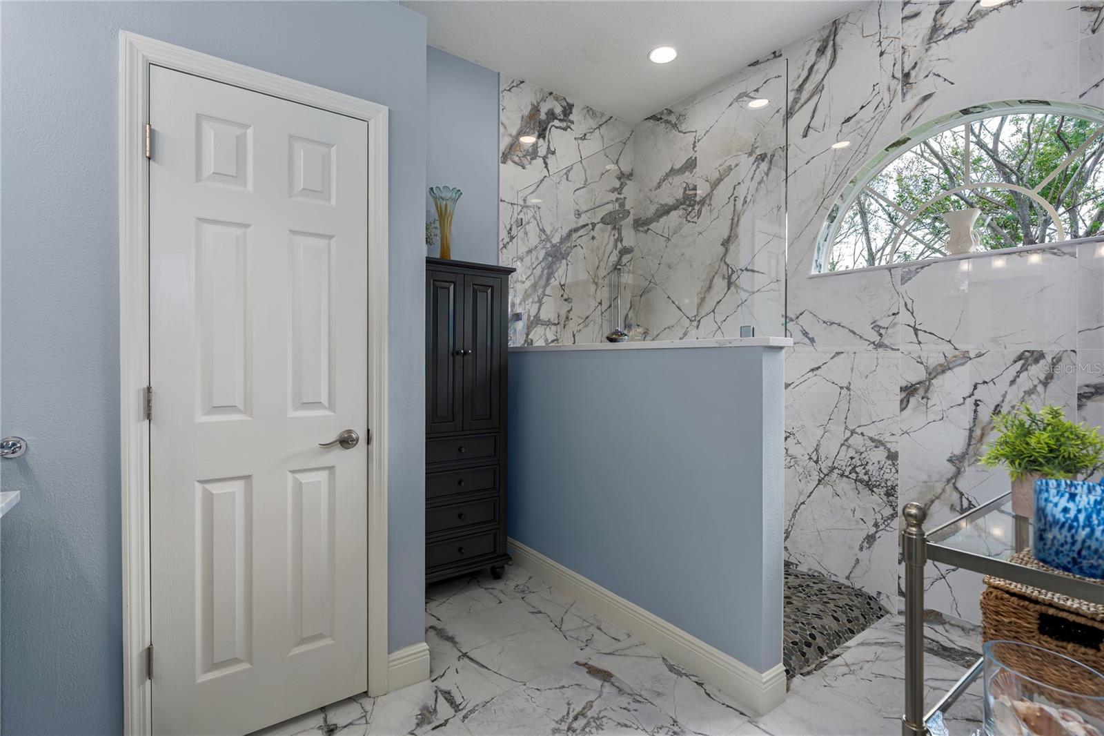 5911 LAUREL CREEK TRL