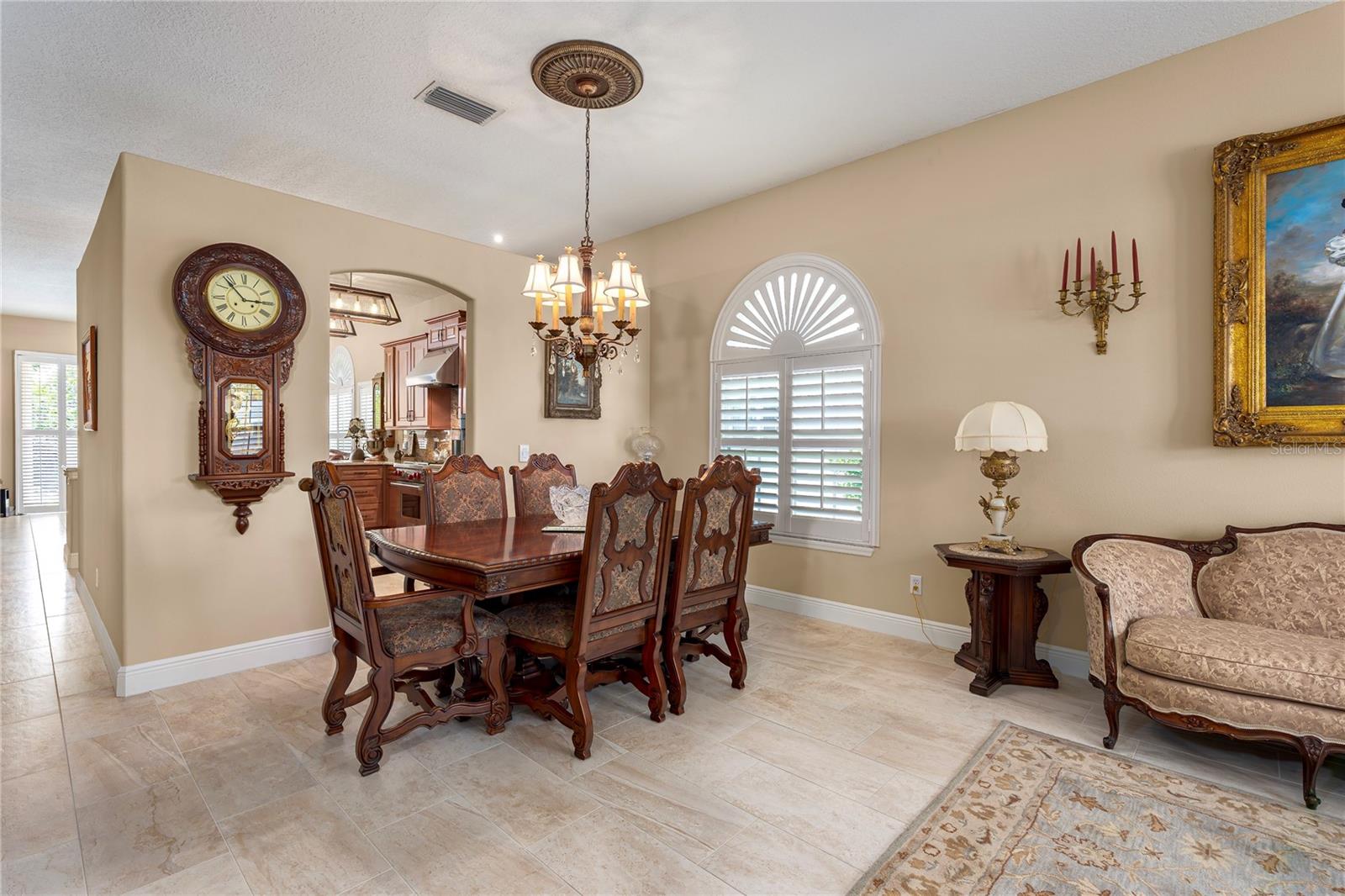 5911 LAUREL CREEK TRL