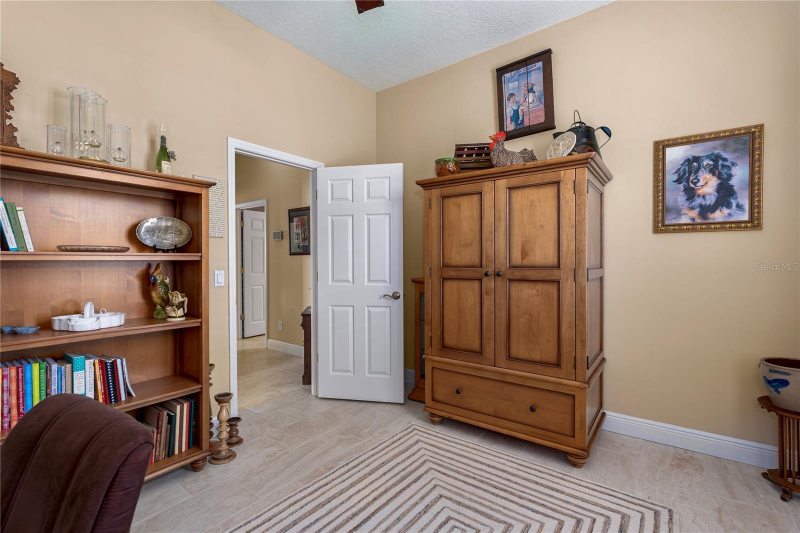 5911 LAUREL CREEK TRL