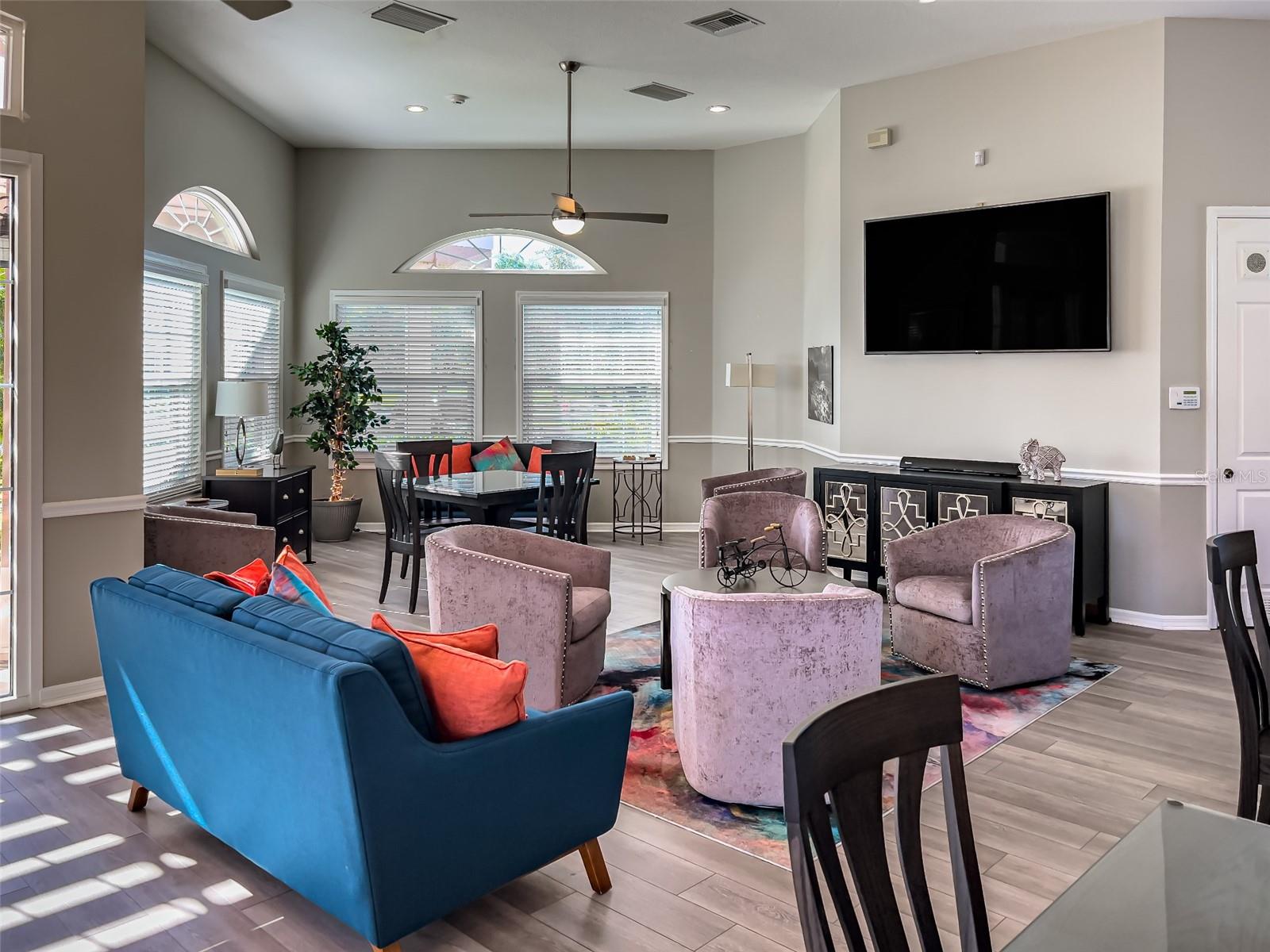 5911 LAUREL CREEK TRL