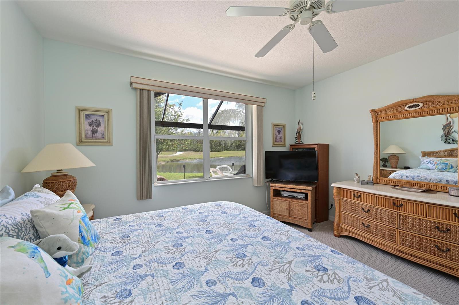 379 FAIRWAY ISLES LN