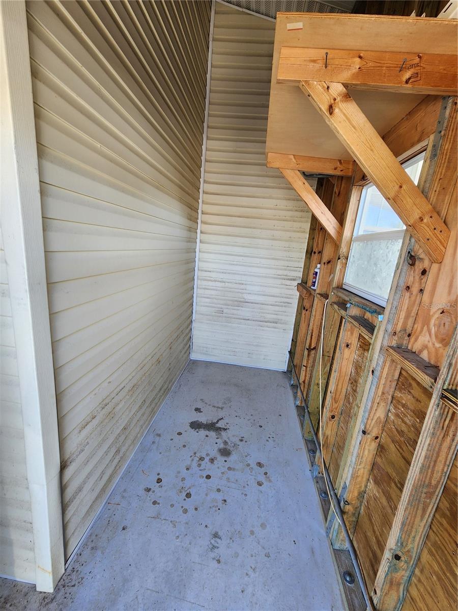 4923 5TH STREET CT W