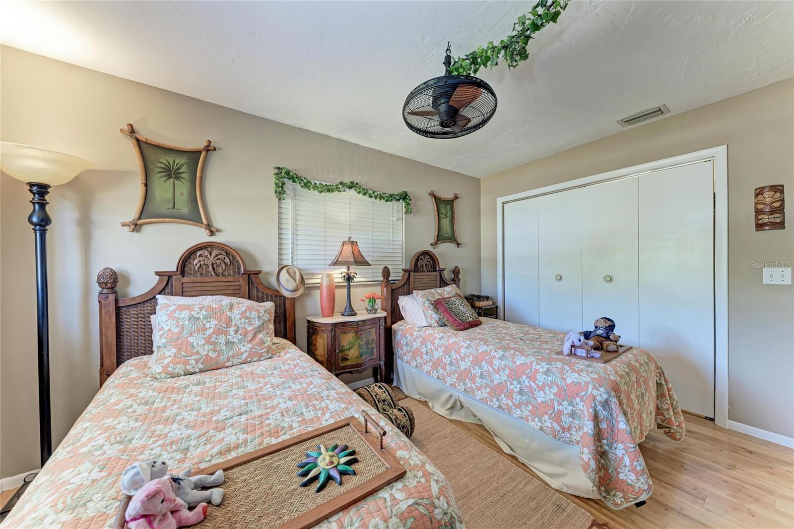 508 67TH AVENUE DR W