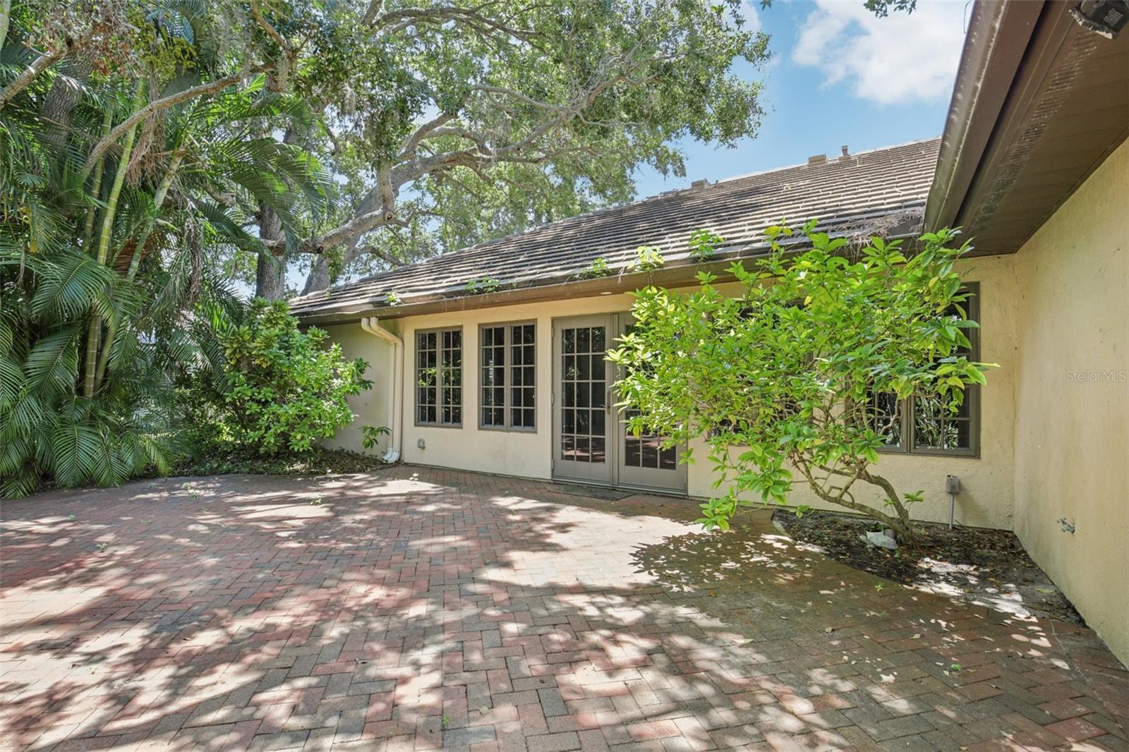 4701 PINE HARRIER DR