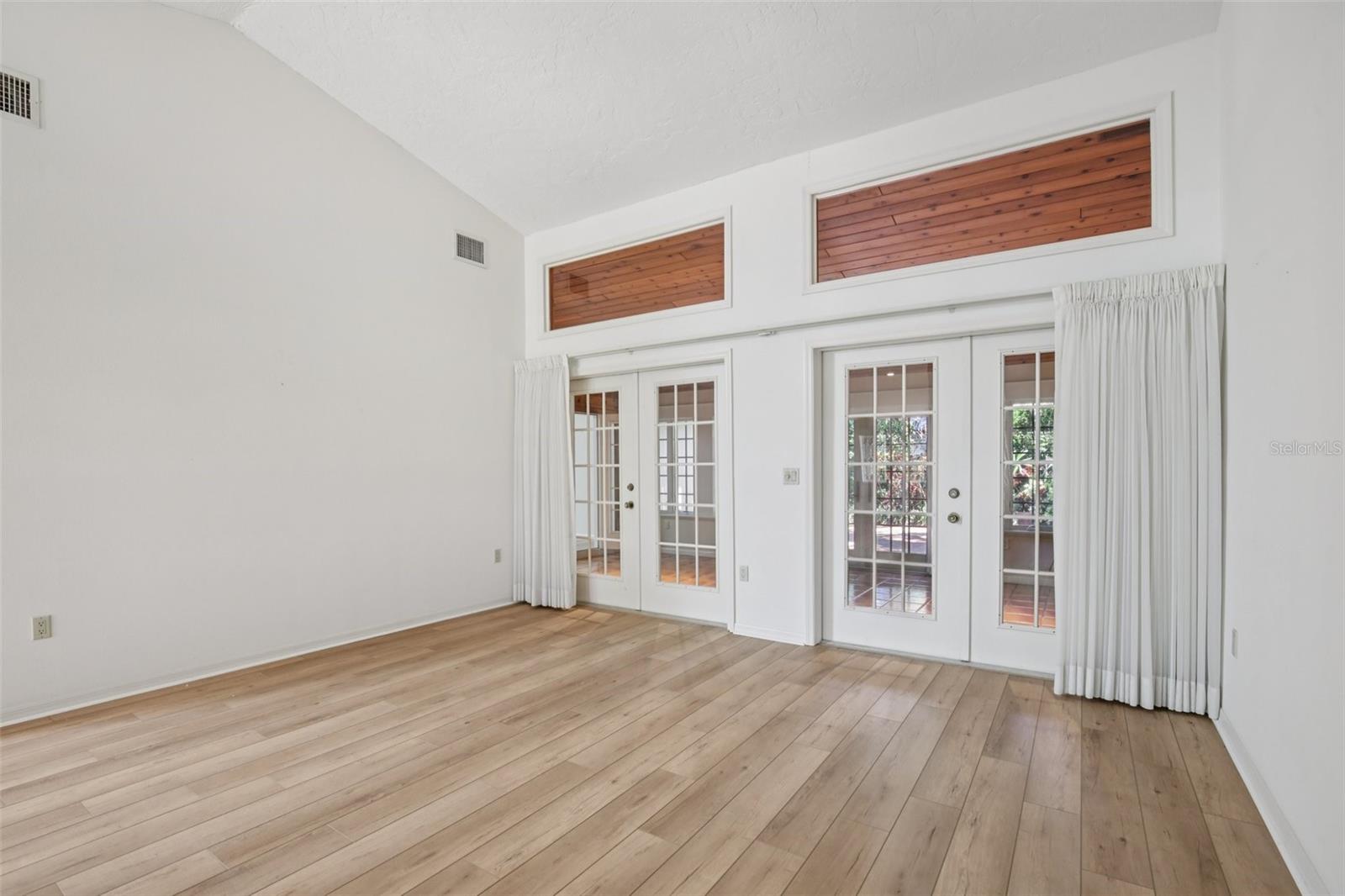 4701 PINE HARRIER DR