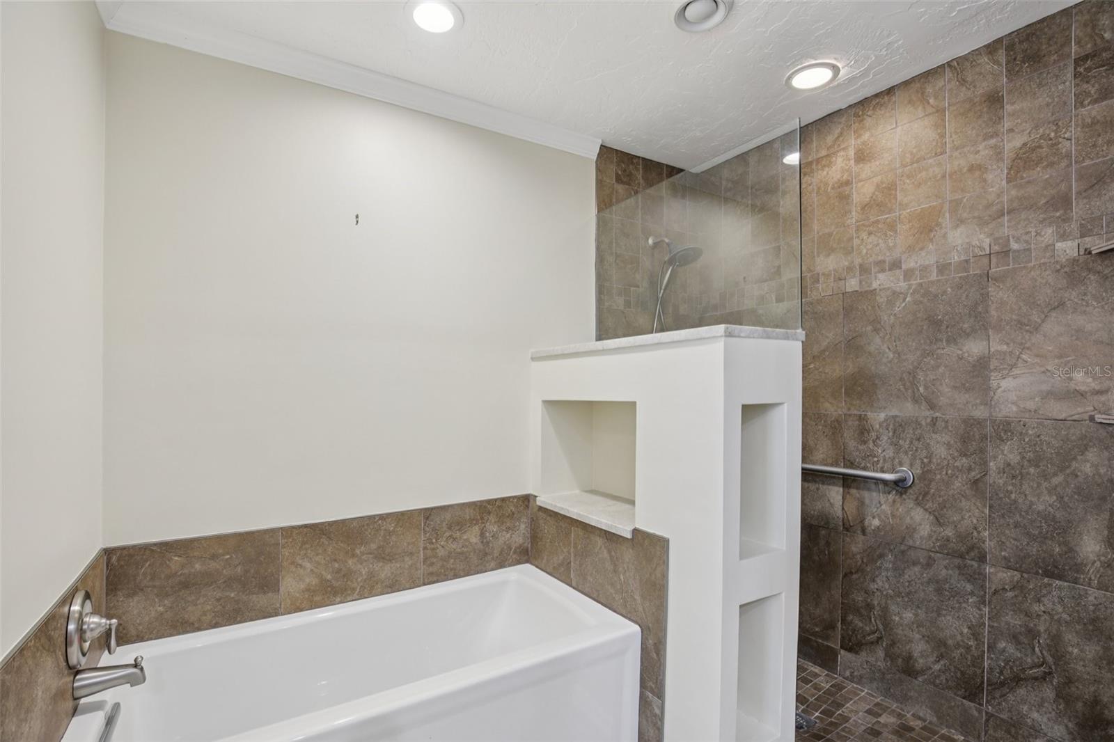 4701 PINE HARRIER DR