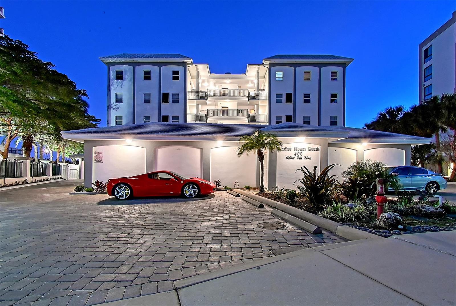 400 GOLDEN GATE PT #51 & 52