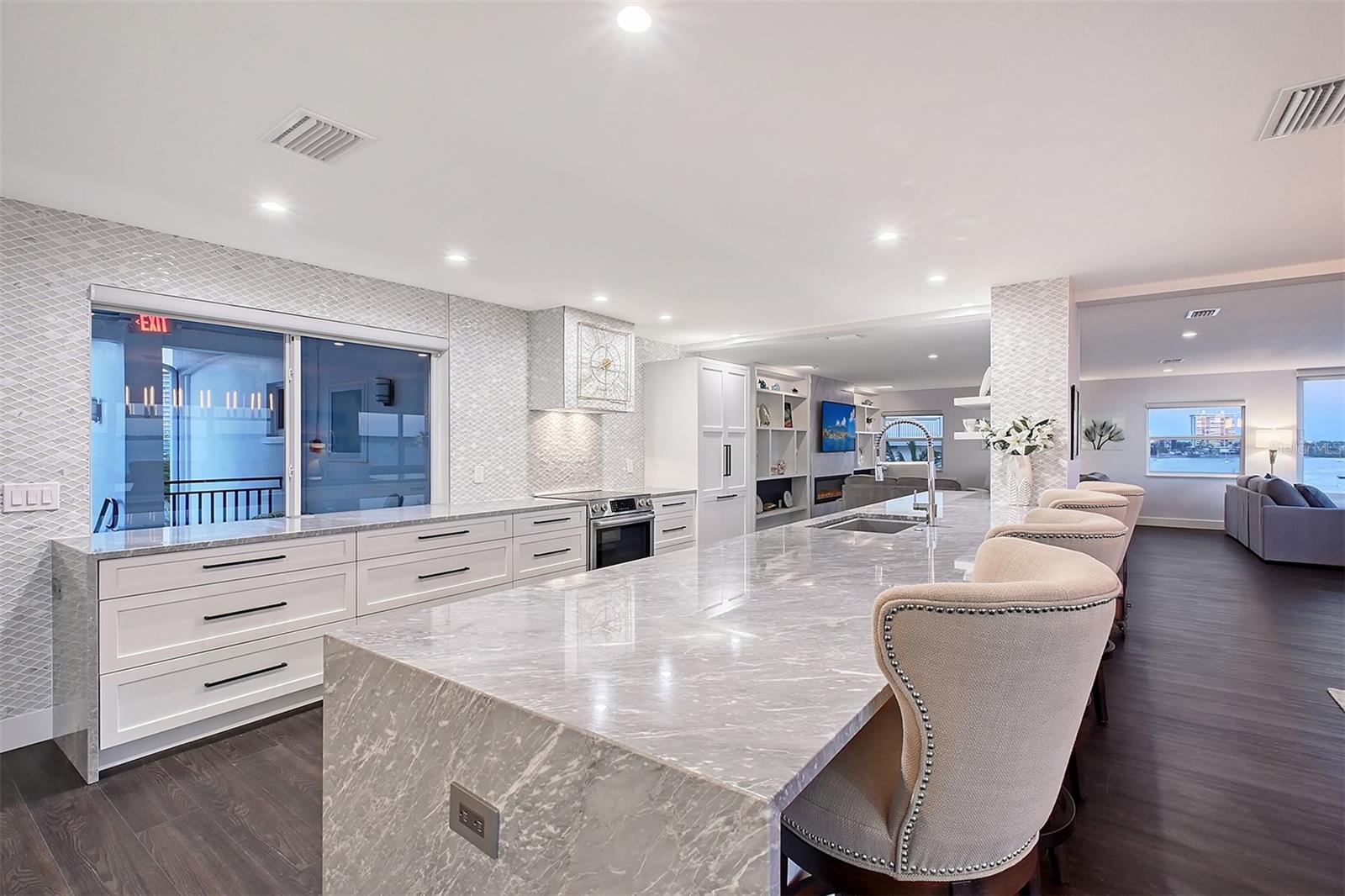 400 GOLDEN GATE PT #51 & 52