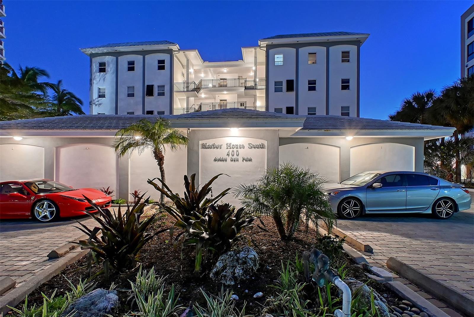 400 GOLDEN GATE PT #51 & 52