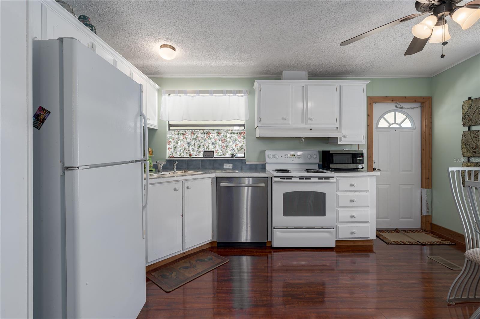 6710 36TH AVE E #388