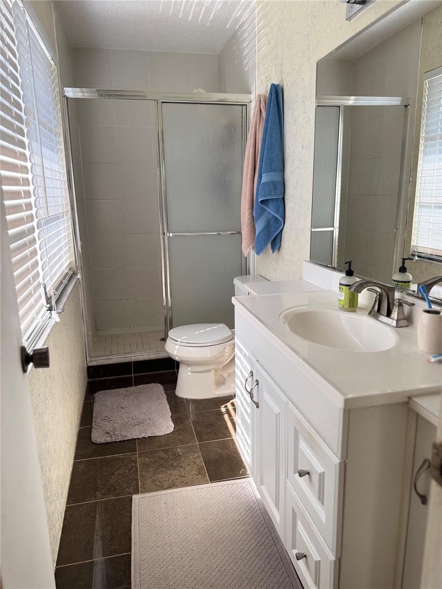 306 BARLOW AVE #77