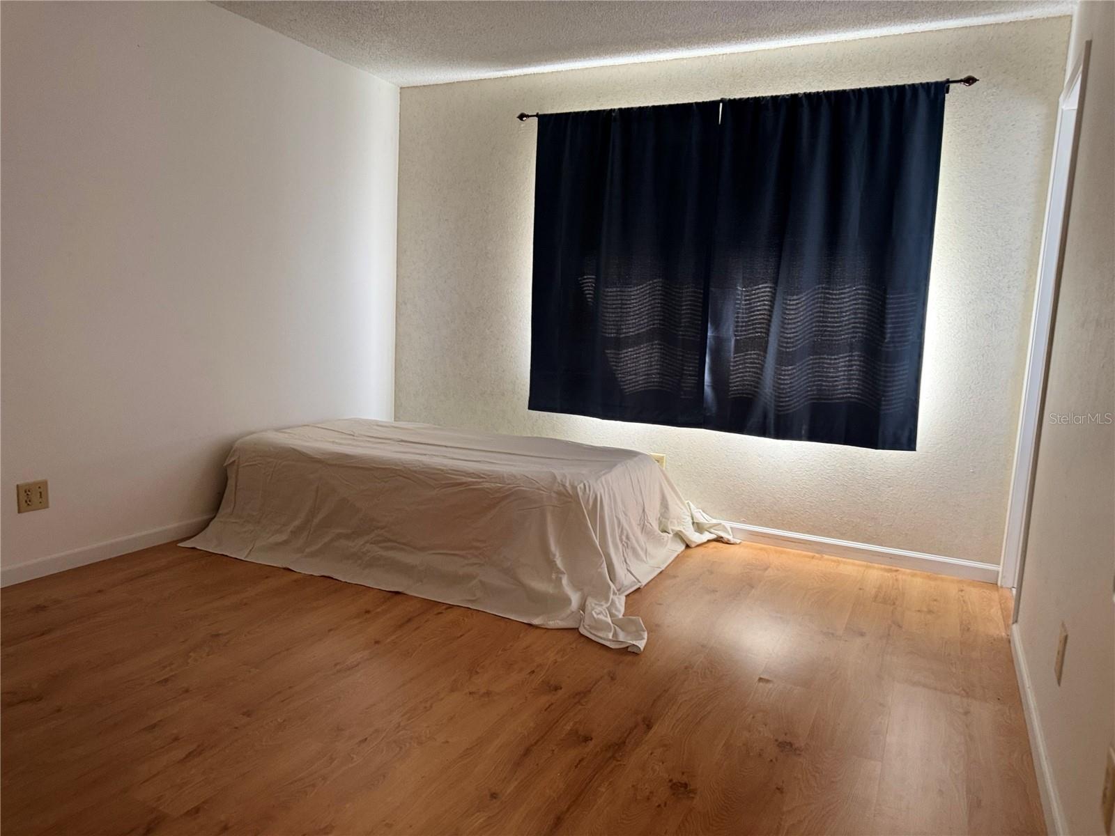 306 BARLOW AVE #77