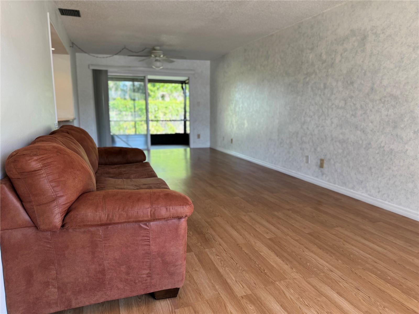 306 BARLOW AVE #77