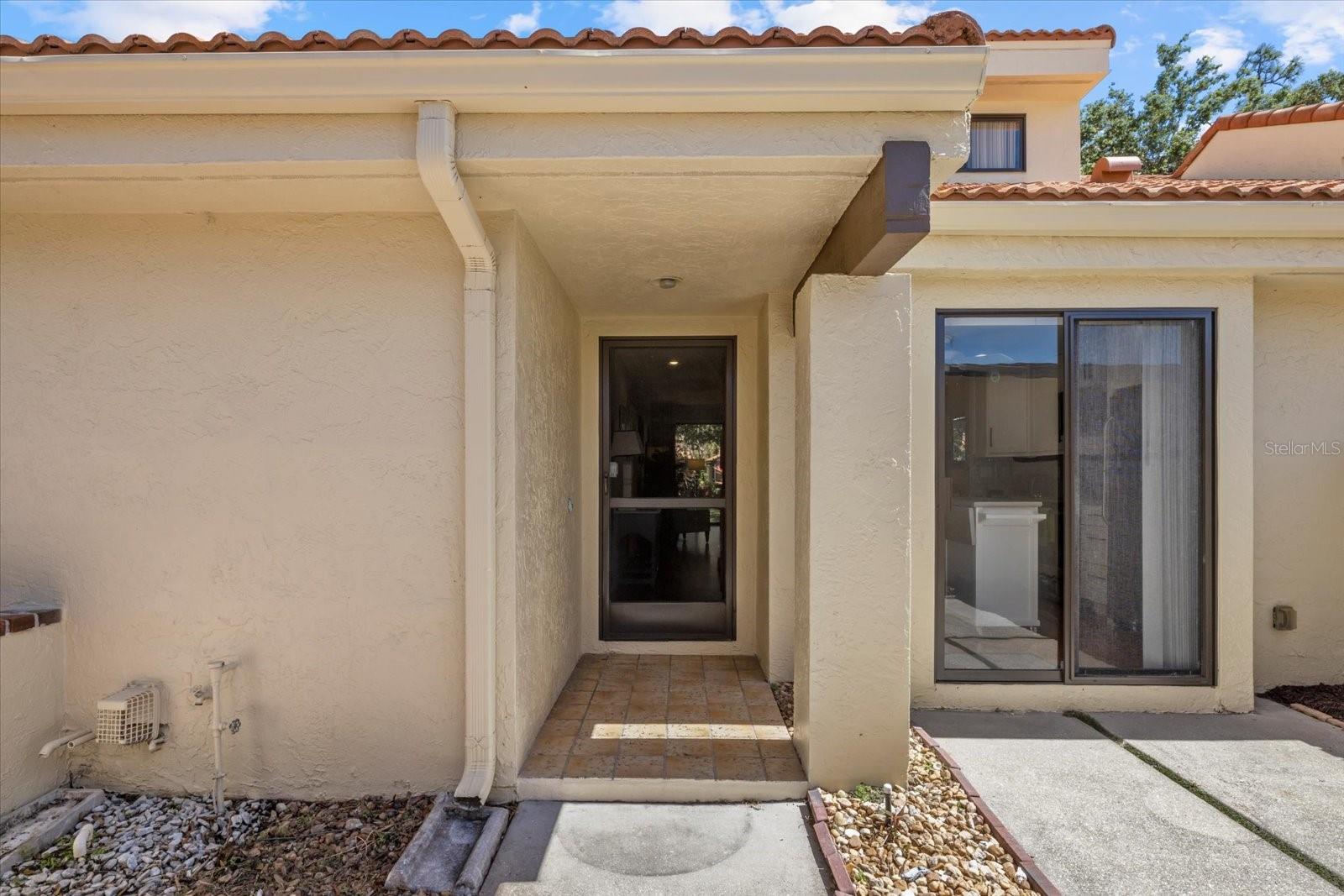 5346 HUNTINGWOOD CT #21