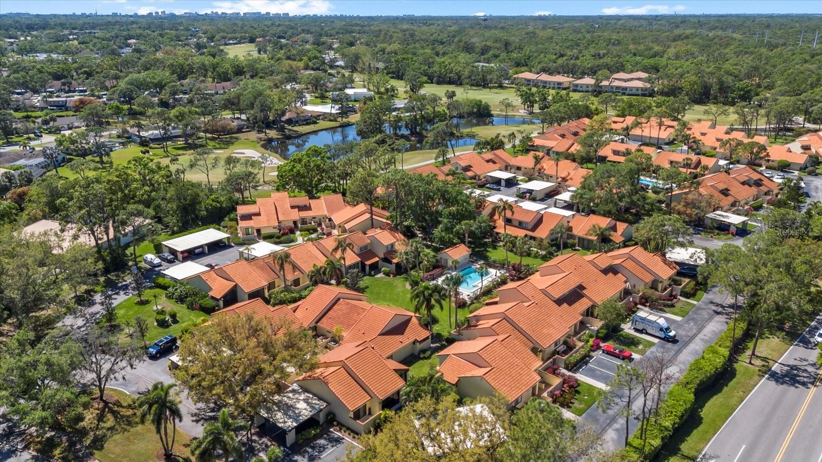 5346 HUNTINGWOOD CT #21