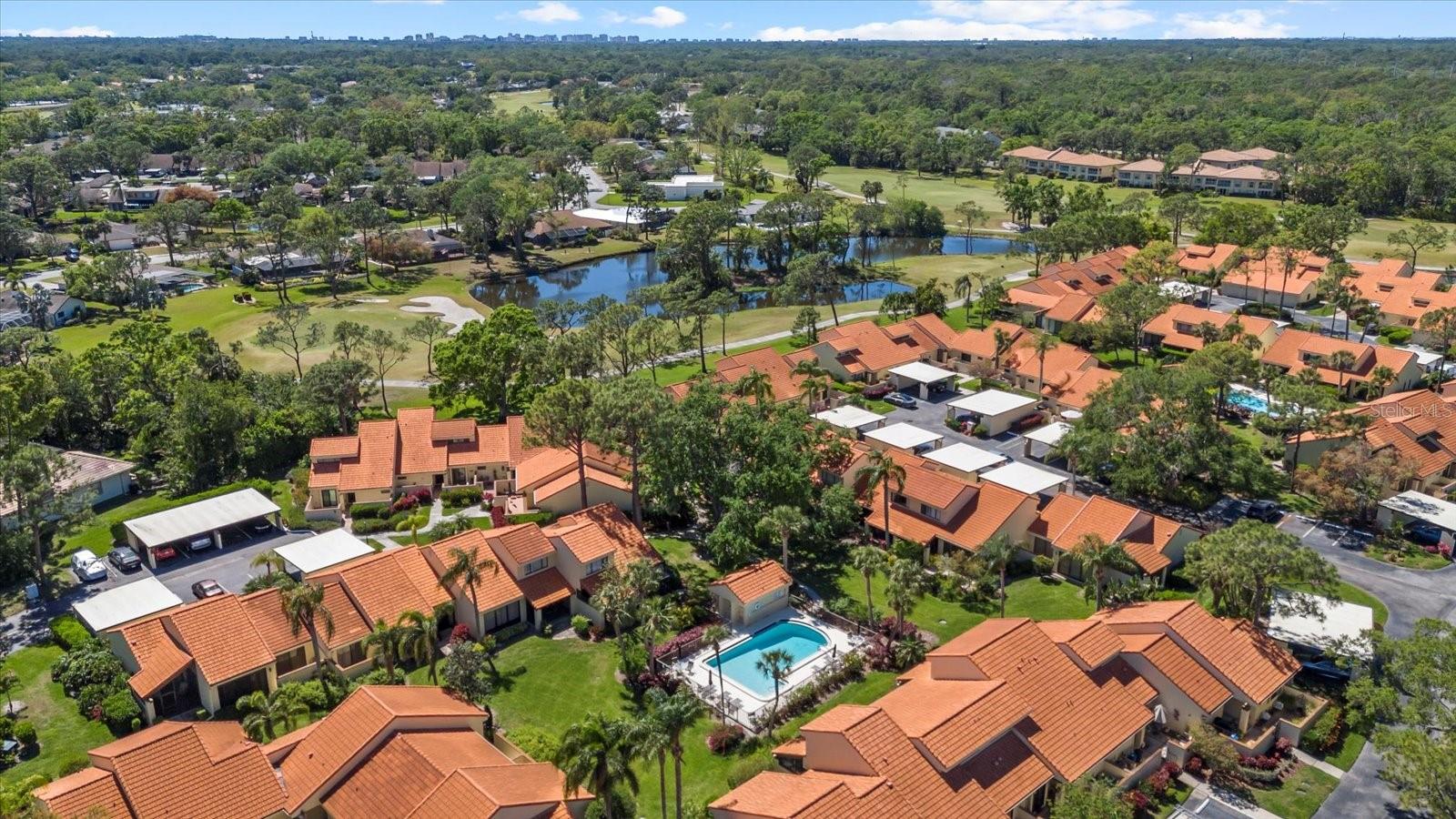 5346 HUNTINGWOOD CT #21