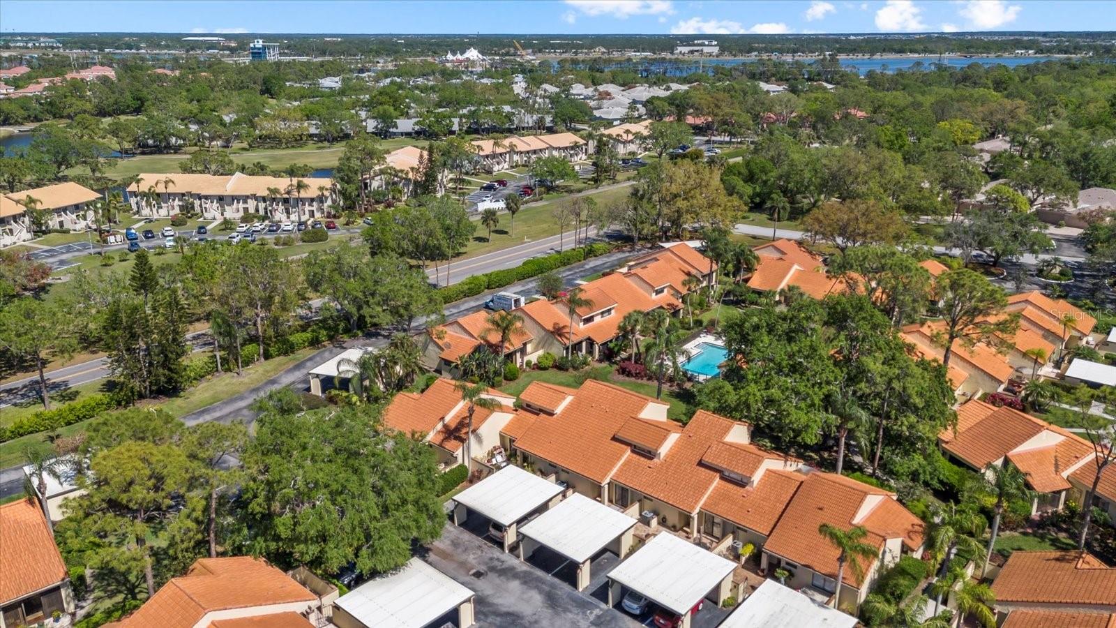 5346 HUNTINGWOOD CT #21