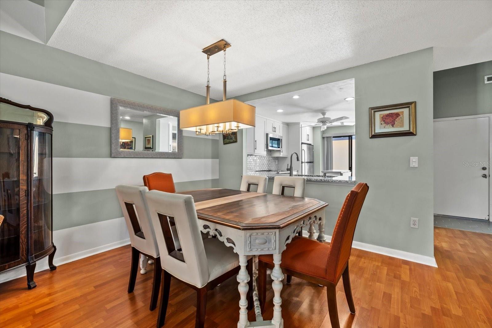 5346 HUNTINGWOOD CT #21