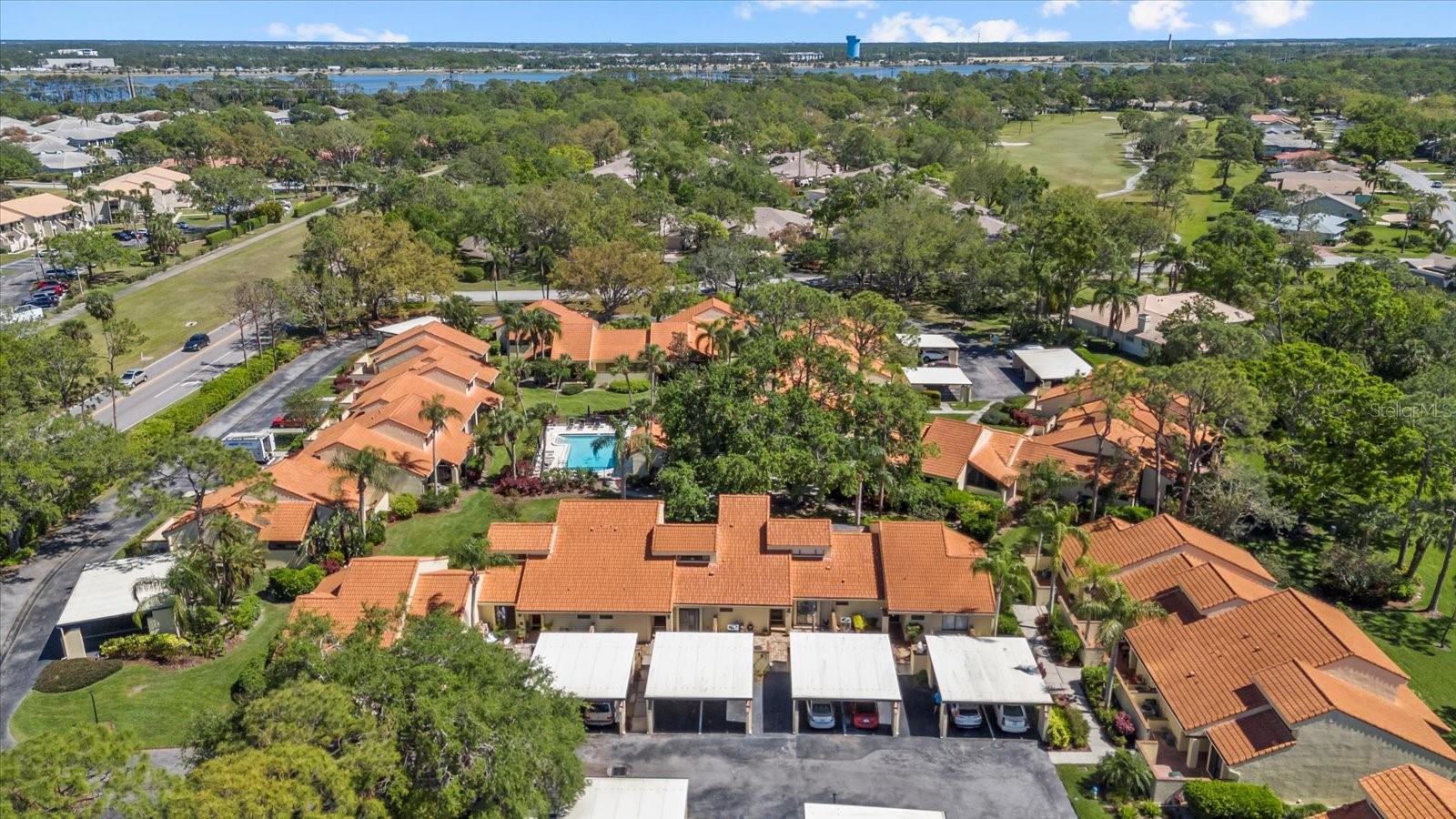 5346 HUNTINGWOOD CT #21