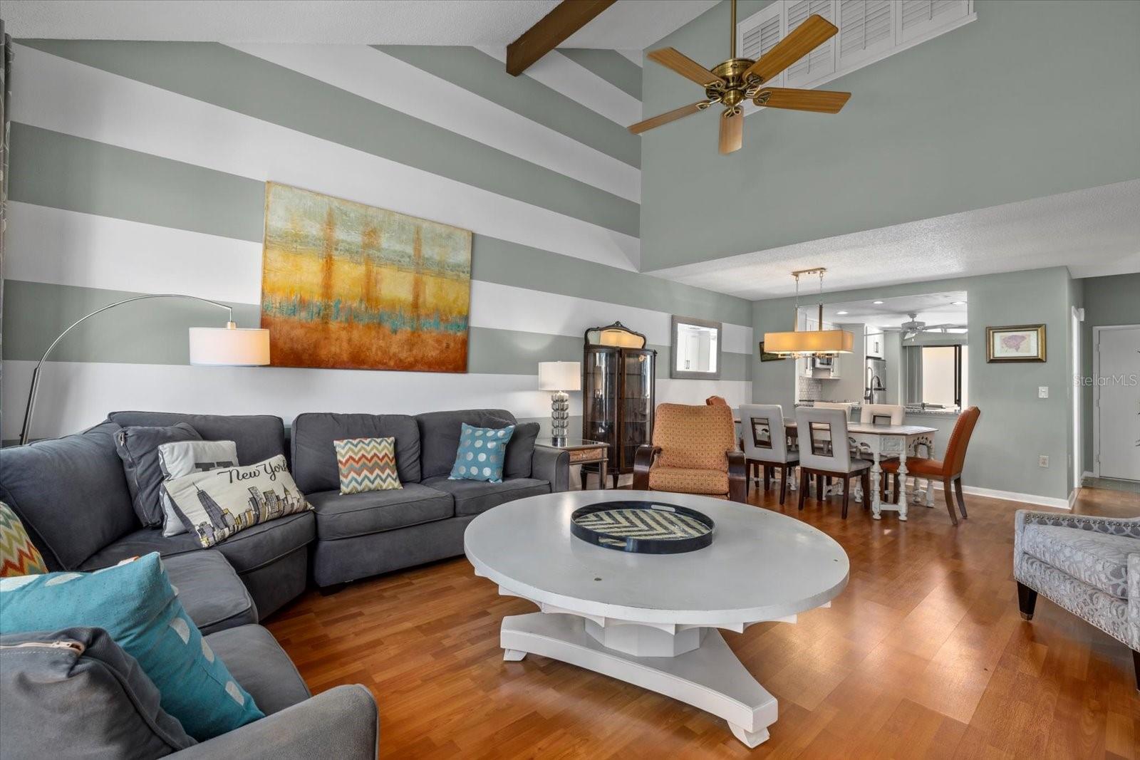 5346 HUNTINGWOOD CT #21