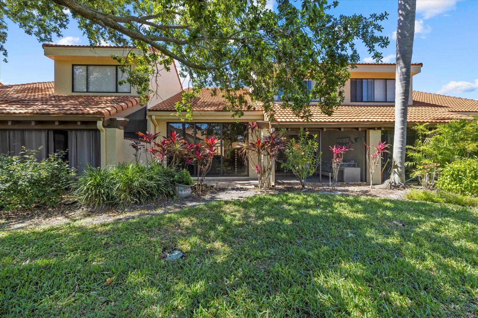 5346 HUNTINGWOOD CT #21