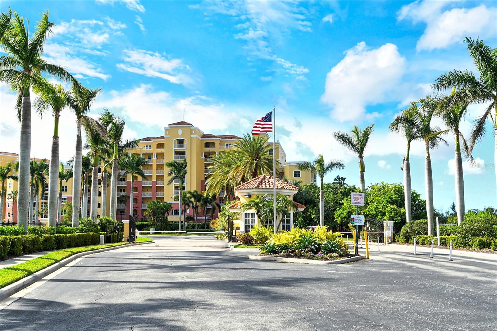 611 RIVIERA DUNES WAY #107