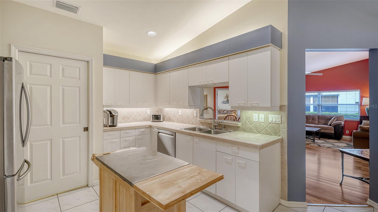 4181 BRITTANY LN #25