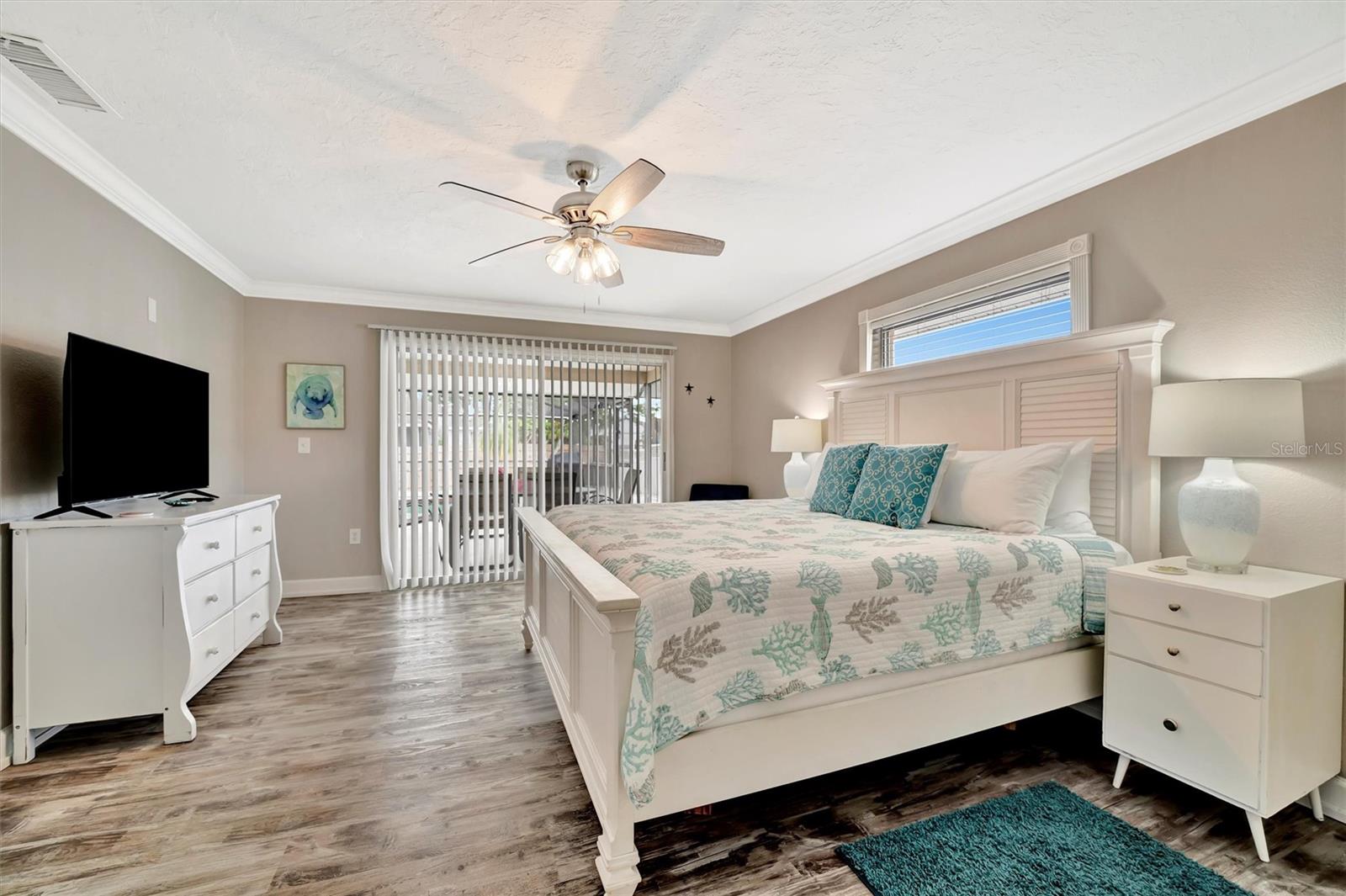 5307 1ST AVENUE DR NW