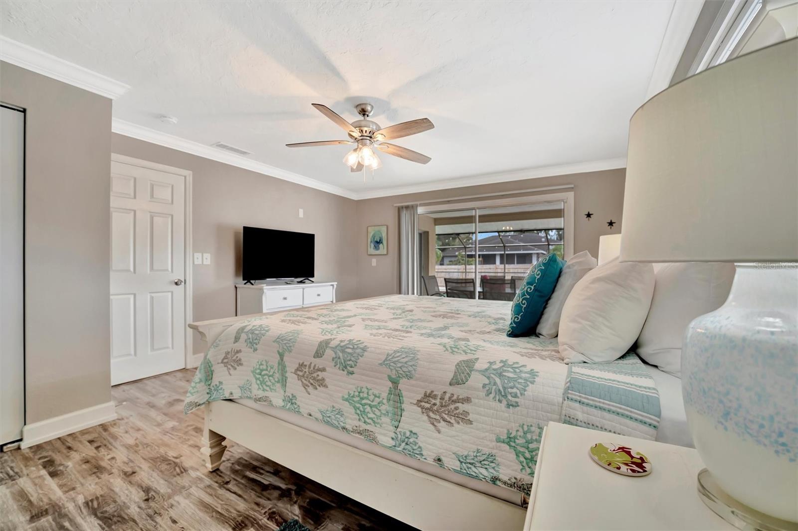 5307 1ST AVENUE DR NW