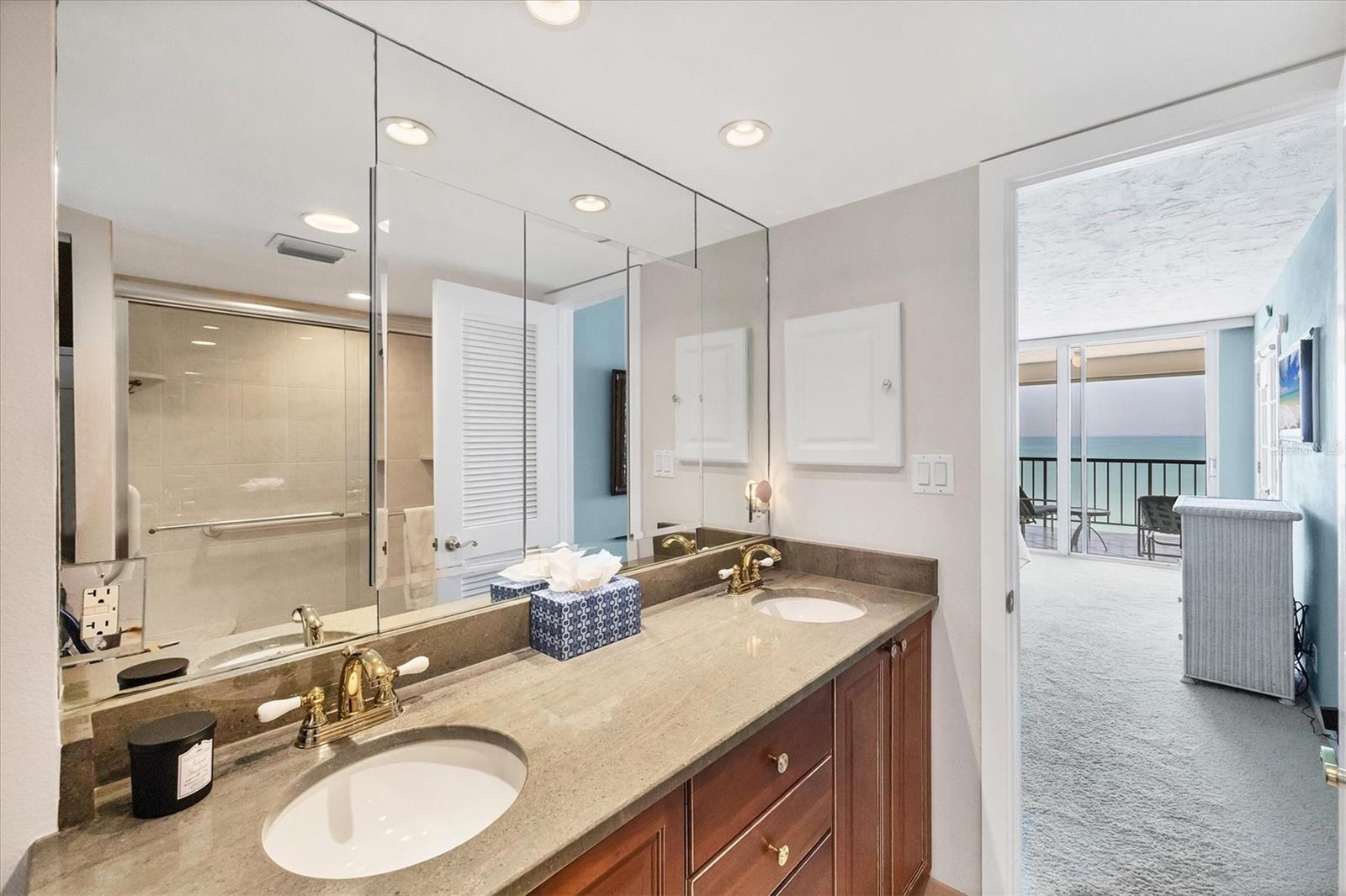 4401 GULF OF MEXICO DR #907