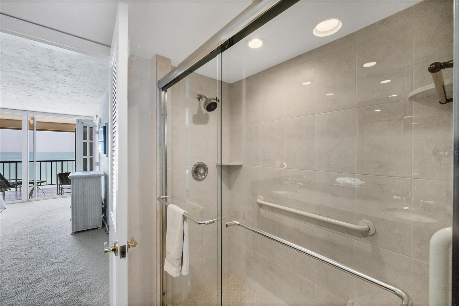 4401 GULF OF MEXICO DR #907