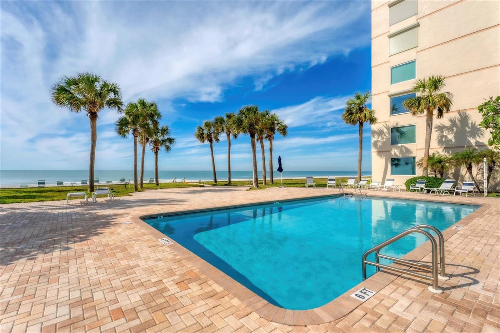 4401 GULF OF MEXICO DR #907