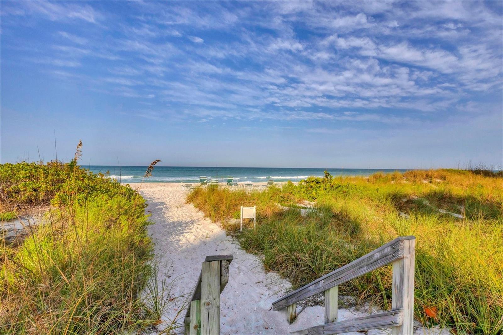 4401 GULF OF MEXICO DR #907